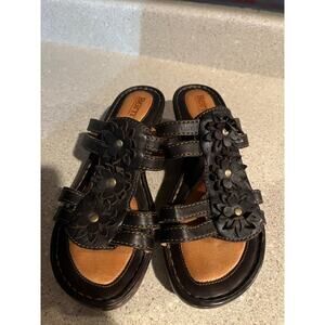 Born Leather Flower Sandals Womens Size 8 Black Slip On Boho